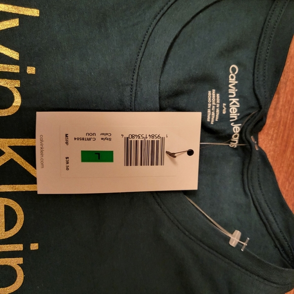 Calvin klien tshirt - Picture 3 of 3